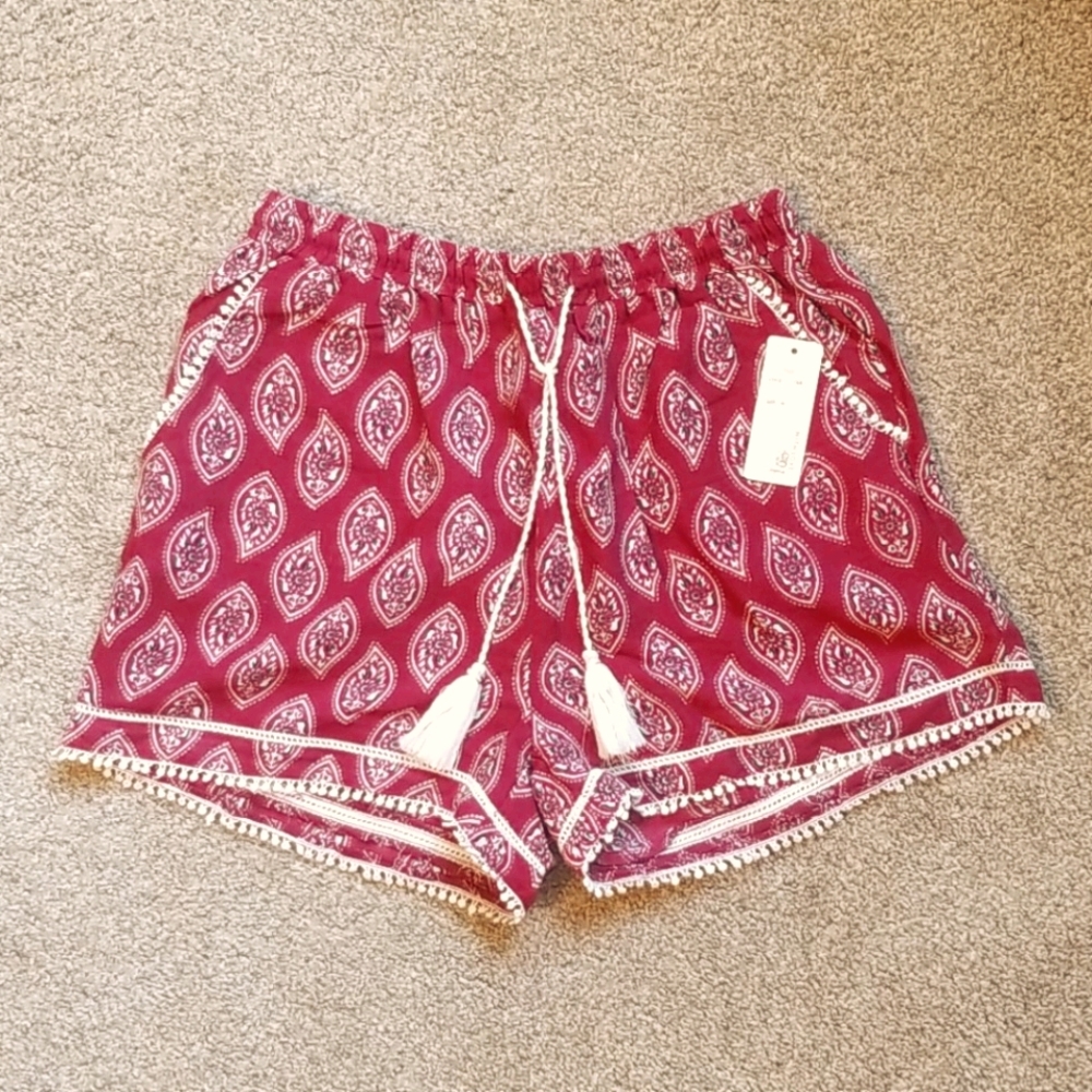 Red & White Paisley Print Drawstring Shorts